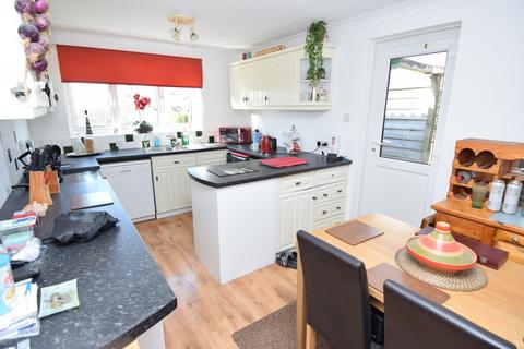 Rohan Upper Backway, Shrewton, Salisbury, SP3 4DE