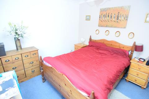 Rohan Upper Backway, Shrewton, Salisbury, SP3 4DE