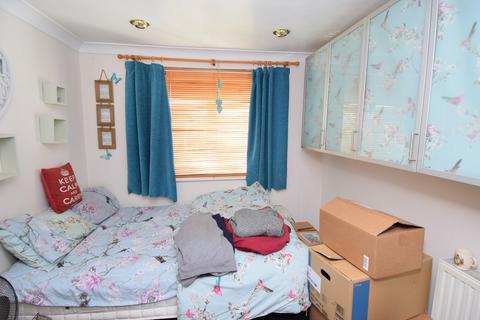Rohan Upper Backway, Shrewton, Salisbury, SP3 4DE