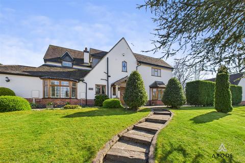 4 bedroom detached house for sale, Trent Lane, Burton on Trent DE15