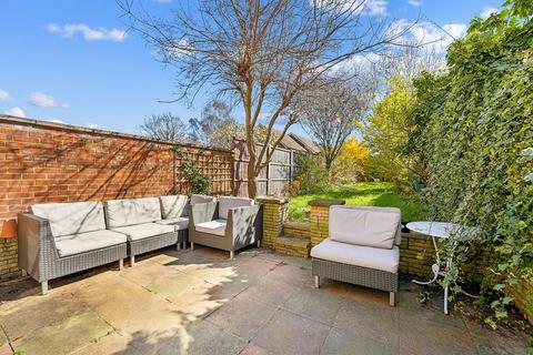 14 Douglas Road, Surbiton, KT6 7SA
