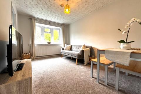 2 bedroom apartment for sale, Firdale Park, Northwich