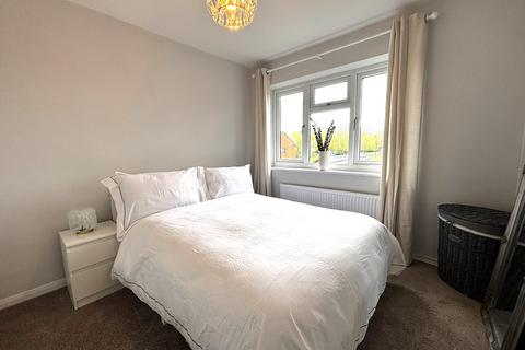 15 Firdale Road, Northwich, CW8 4AZ