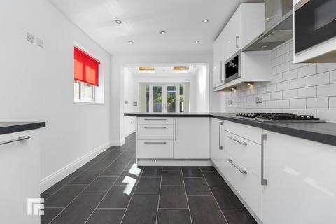 25 Aldsworth Road, Cardiff, CF5 1AA