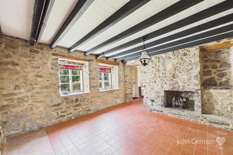 undefined, Milldale, Alstonefield