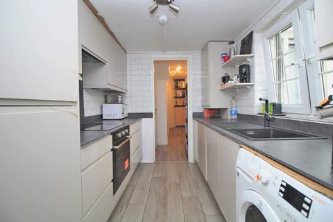 2 bedroom apartment for sale, Oriental Place, Brighton