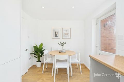 undefined, Cameron Close, Stapenhill