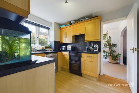 5 Chaffinch Drive, Uttoxeter, ST14 8UE
