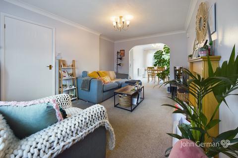 5 Chaffinch Drive, Uttoxeter, ST14 8UE