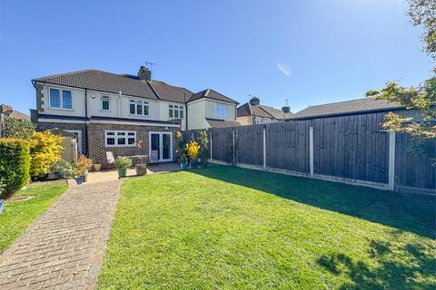 4 Heather Glen, Romford, RM1 4SR