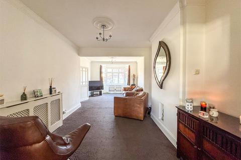 4 Heather Glen, Romford, RM1 4SR