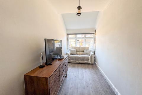4 Heather Glen, Romford, RM1 4SR