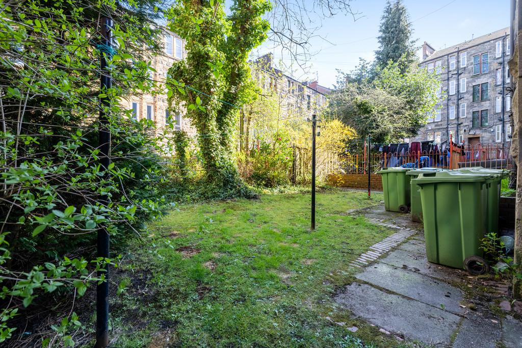 25-print-131 Tantallon Road Flat 3.2 4