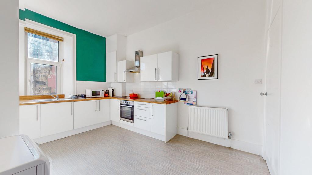 16-print-131 Tantallon Road Flat 3.2 18