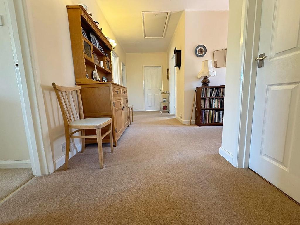 Entrance hall from WC