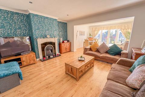 21 Alexandra Road, Rochford, SS4 3HB