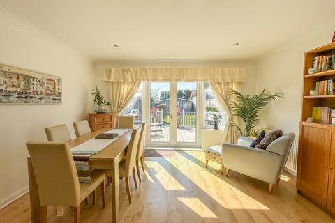 21 Alexandra Road, Rochford, SS4 3HB