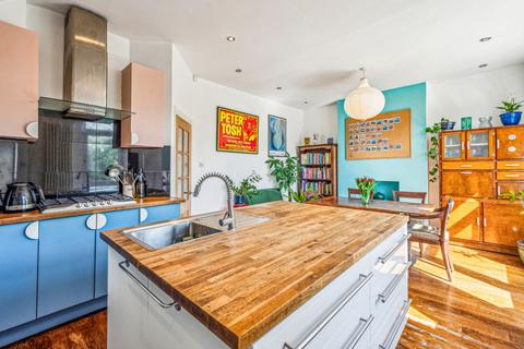 14 Bournville Road, London, SE6 4RN