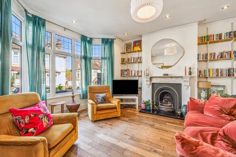 14 Bournville Road, London, SE6 4RN