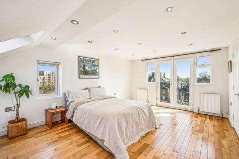 14 Bournville Road, London, SE6 4RN