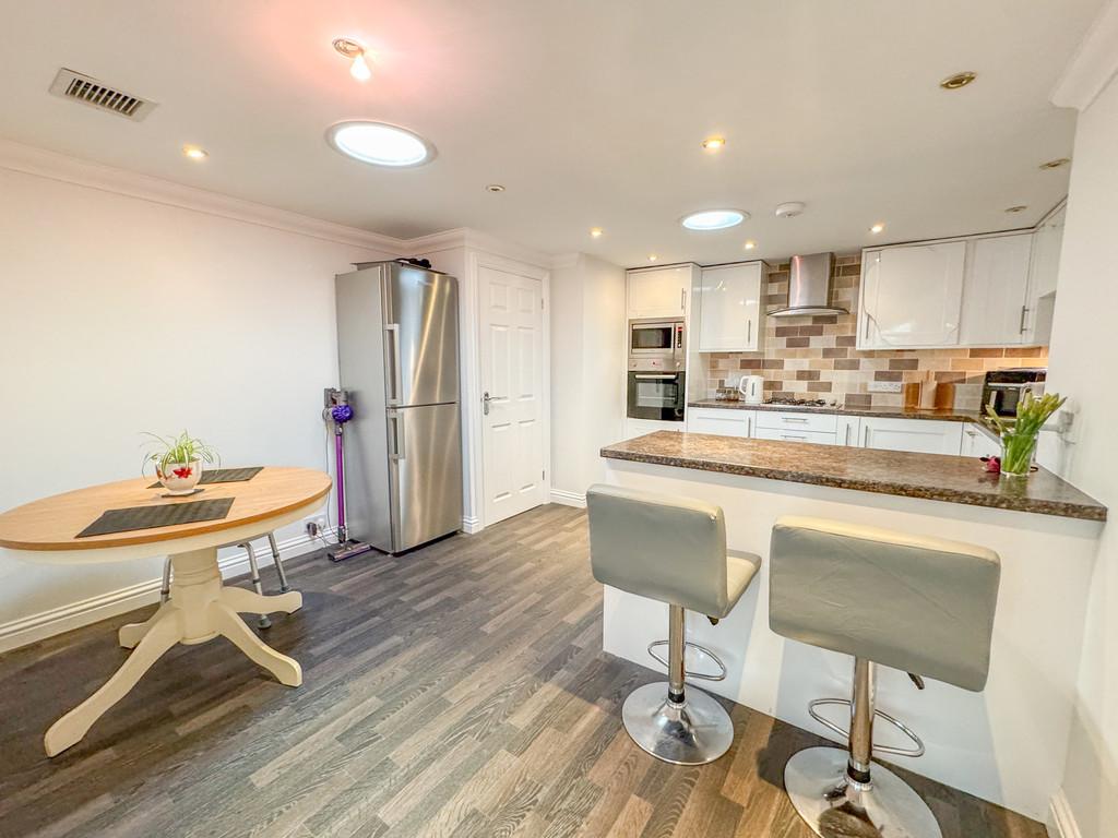 Annex kitchen 1