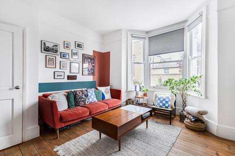 2 bedroom ground floor flat for sale, Albyn Road, London SE8
