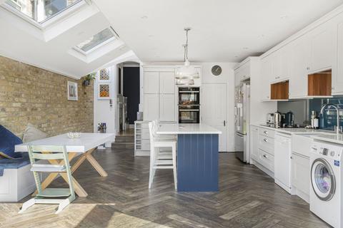 4 bedroom terraced house for sale, Leathwell Road, London SE8
