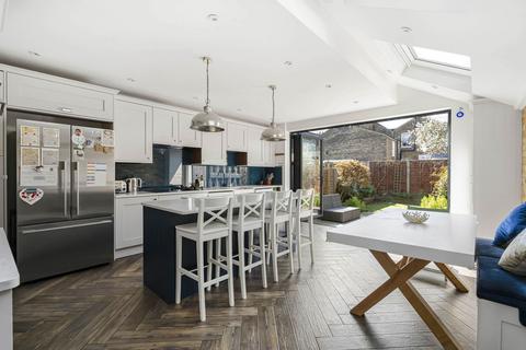 4 bedroom terraced house for sale, Leathwell Road, London SE8