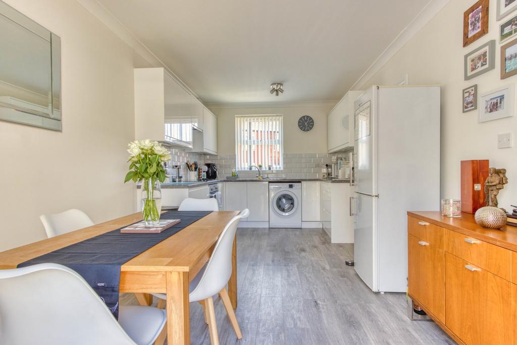 Ewemove Taunton - Venn Close (10)