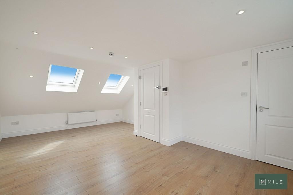 Flat 5, 52 Coles Green Road - b AP7 LLm HH8 Um Qigto P5 D