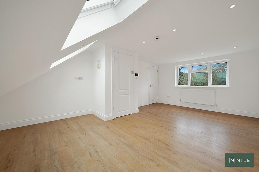 Flat 5, 52 Coles Green Road - Rdu Fu72pu8v D8 H83 C0cv