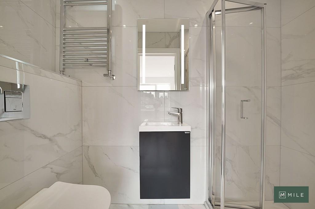 Flat 1, 52 Coles Green Road - k LYX22 U3 P2nr Pl8 Uq Ece