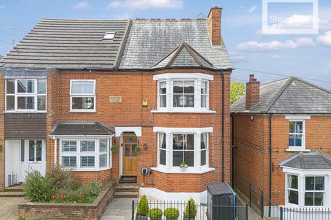 7 Chapel Road, Epping, CM16 5DS