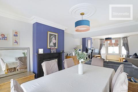 7 Chapel Road, Epping, CM16 5DS