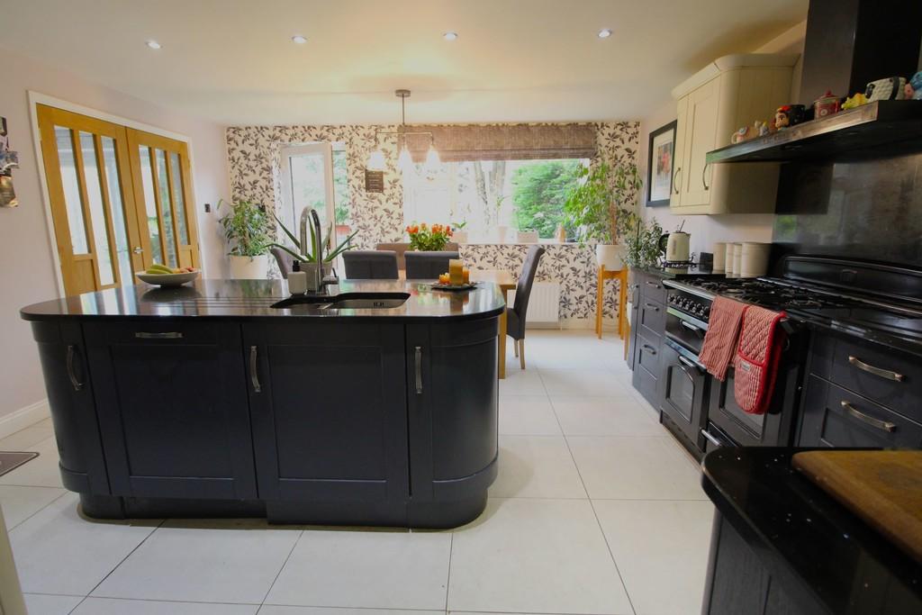 Kitchen 3