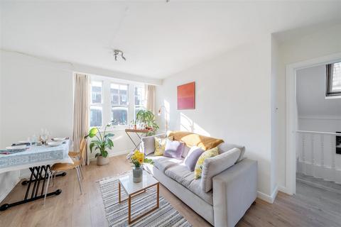 2 bedroom flat for sale, Glenloch Road, Belsize Park, NW3