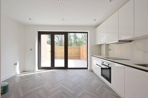 undefined, 60 Larkshall Road, London E4