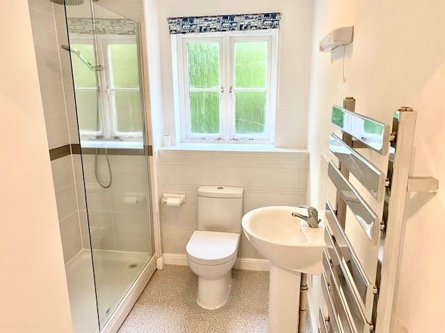 Shower room 3
