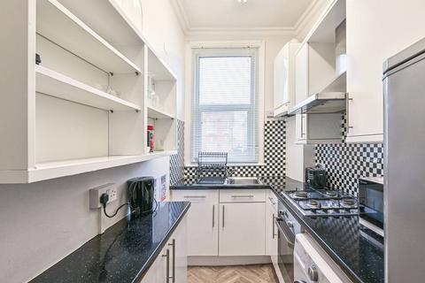 2 bedroom flat for sale, Melrose Avenue, Willesden, London, NW2
