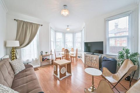 2 bedroom flat for sale, Melrose Avenue, Willesden, London, NW2