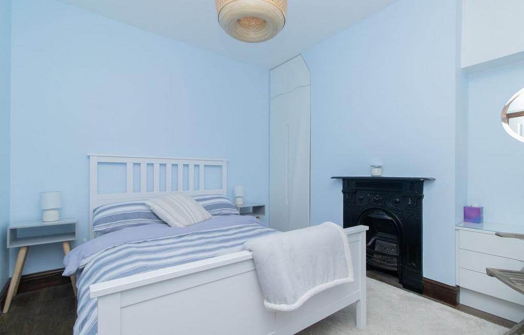 Picture 8