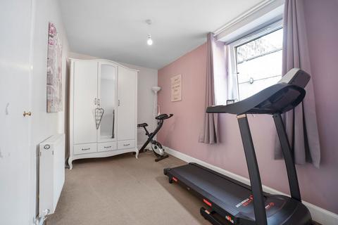 12 Laurieknowe, Dumfries, DG2 7AJ