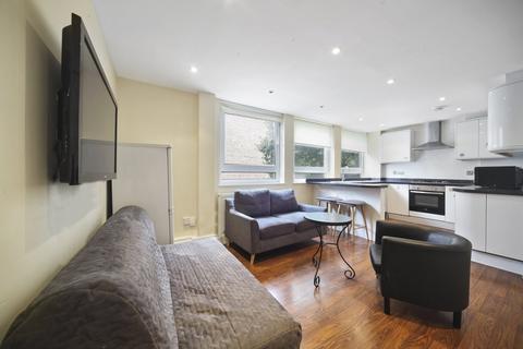 3 bedroom flat for sale, Guilford Street, London