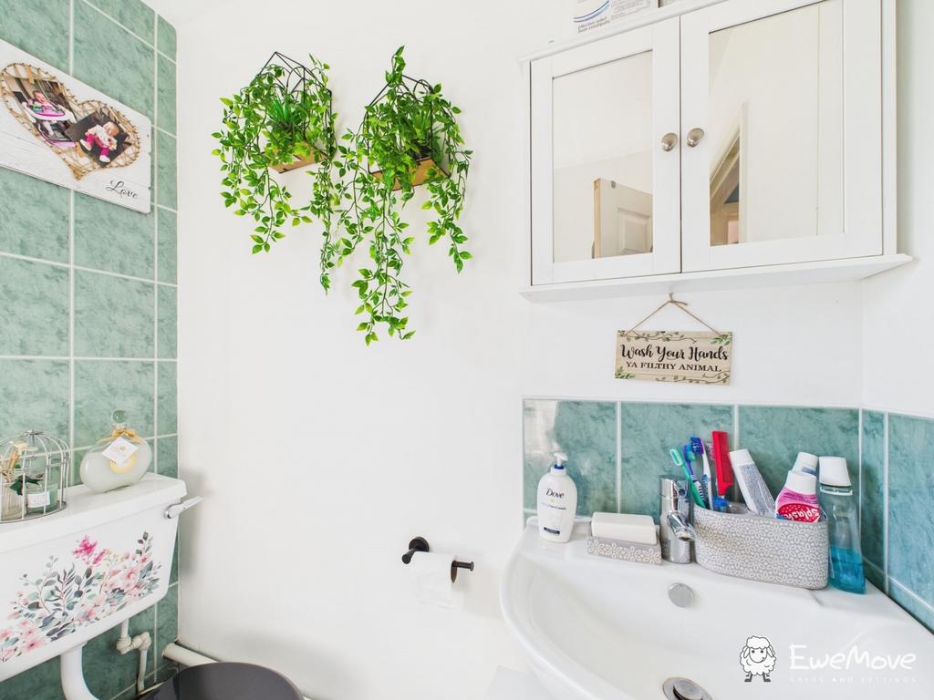 Cam02899 g0 pr0053 still010