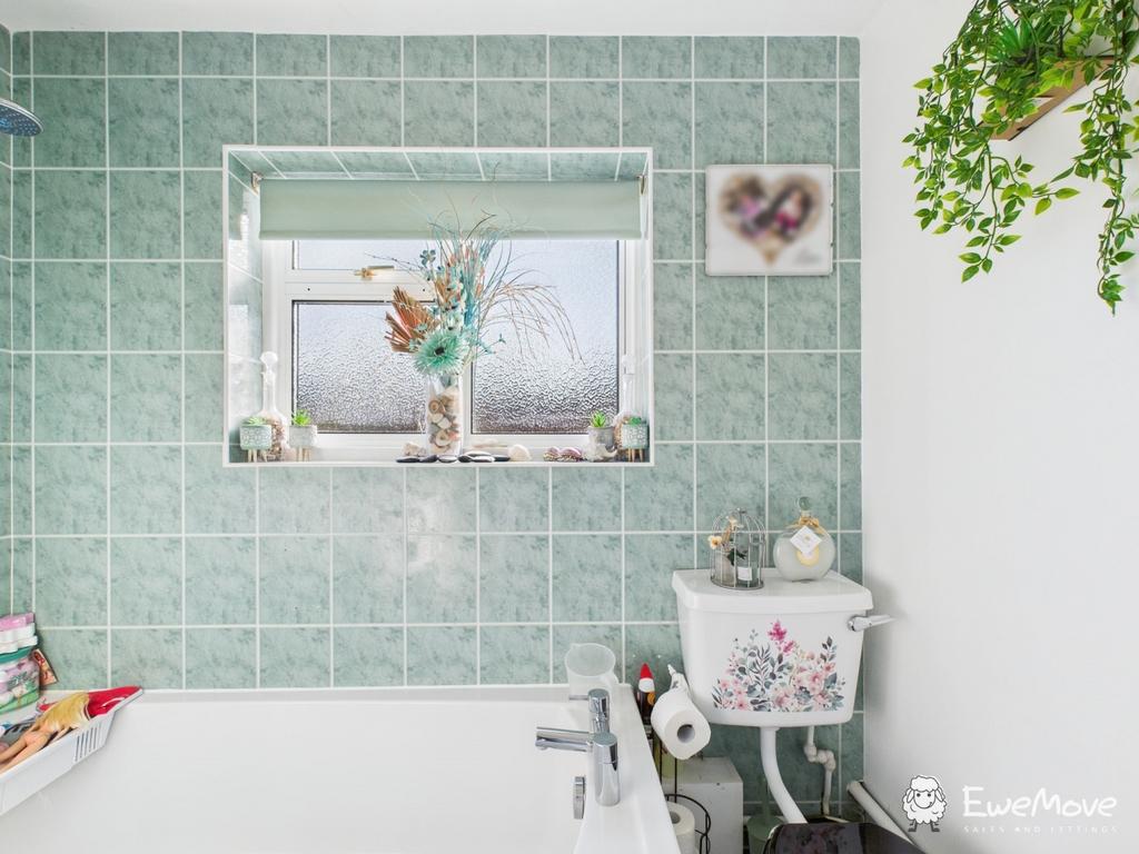 Cam02899 g0 pr0053 still011