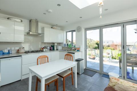 37 Cross Road, Birchington, CT7 9HW