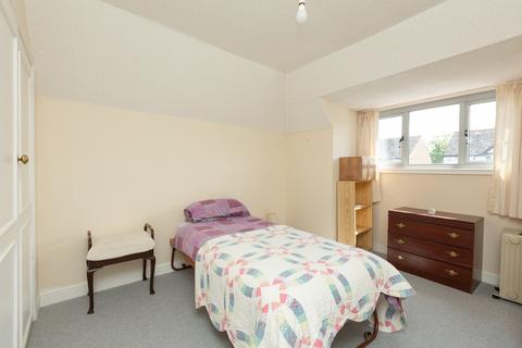 37 Cross Road, Birchington, CT7 9HW