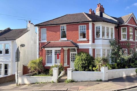 4 bedroom terraced house for sale, Balfour Road, Brighton