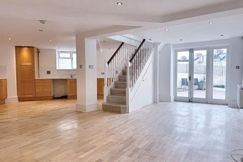 4 bedroom terraced house for sale, Balfour Road, Brighton