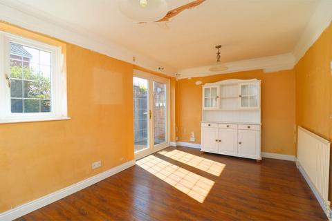 2 Daffodil Road, Walsall, WS5 3DQ